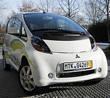 Die Europaversion des i-MiEV ist auf dem Markt. In den kommenden drei Jahren wollen die Japaner mit einer Hybrid-Flotte aktiv werden. Foto: W. Riedel/Auto-Reporter.NET